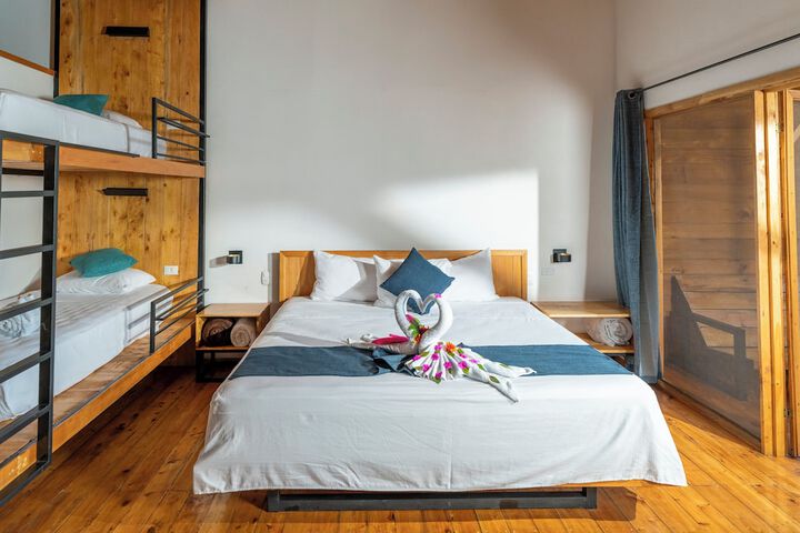 Room 3 of 28
