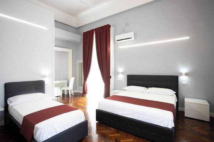 Room 47 of 111
