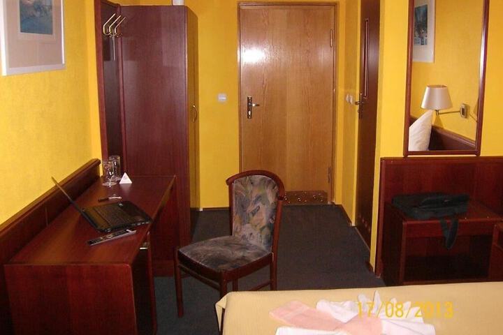 Room 14 of 57