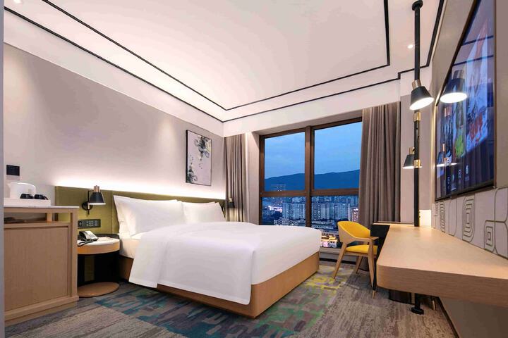 Room 21 of 46