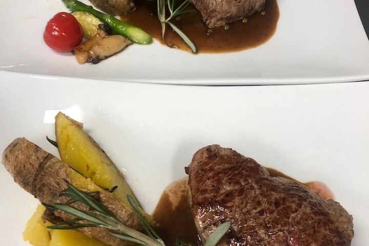 Dining 50 of 75