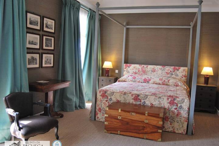 Room 12 of 152
