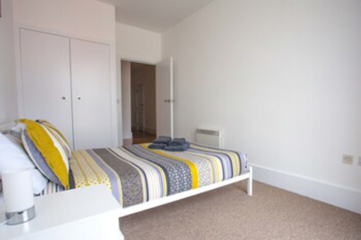 Room 40 of 47