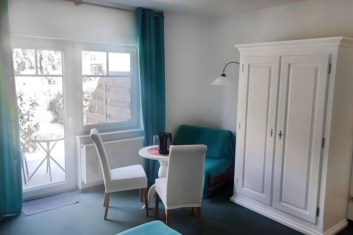 Room 15 of 84