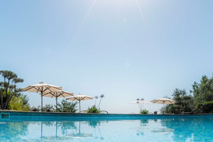Pools & Facilities