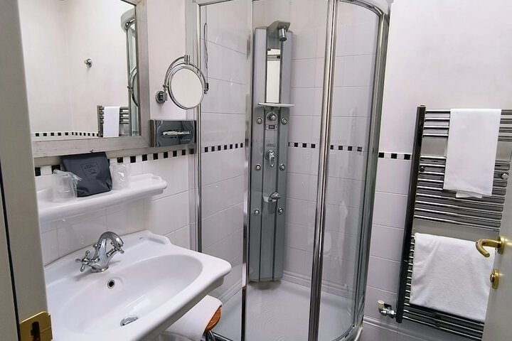 Bath Photo