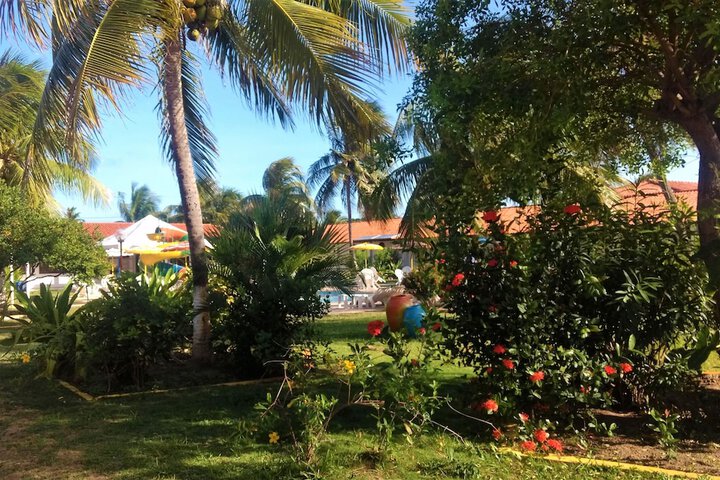 Hotel Exterior 63 of 74