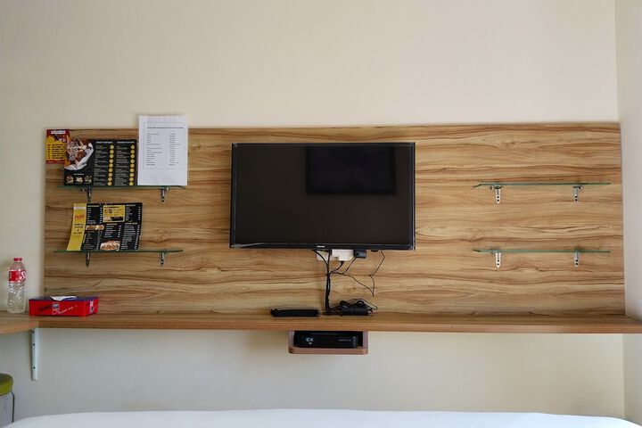 Room 15 of 44
