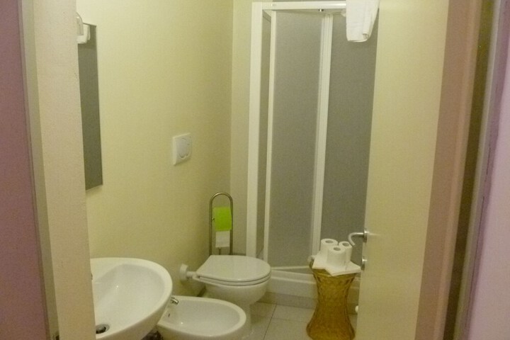 Room 17 of 17