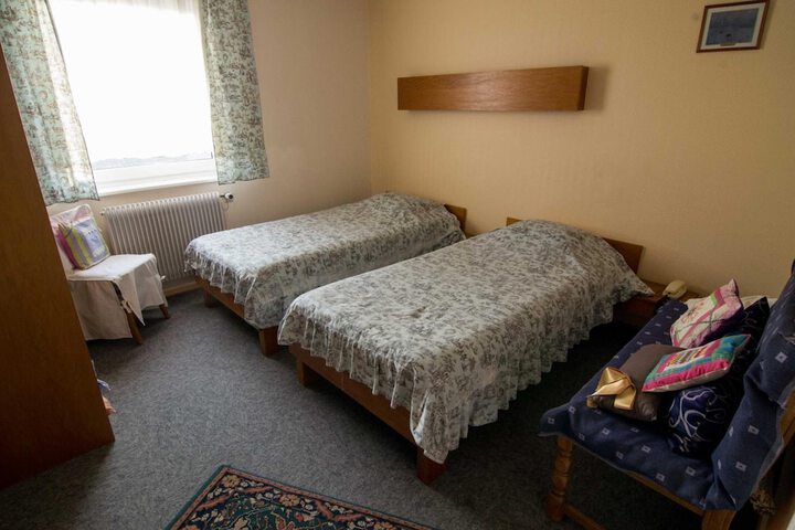 Room 19 of 37