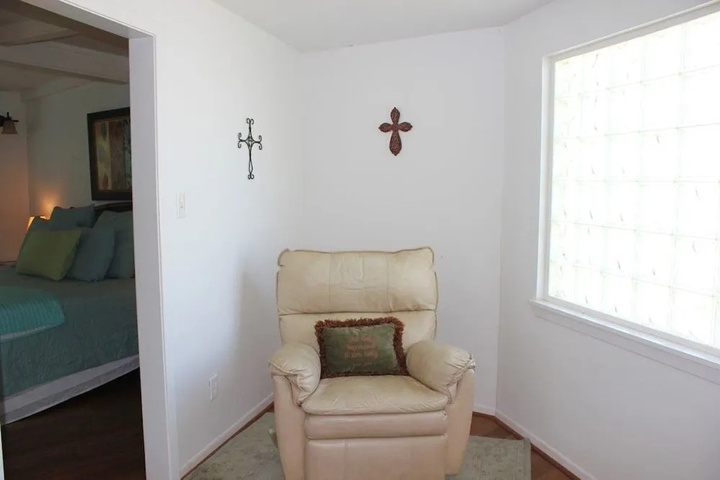 Room 5 of 13