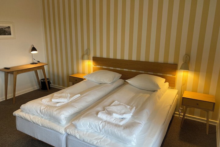 Room 4 of 46