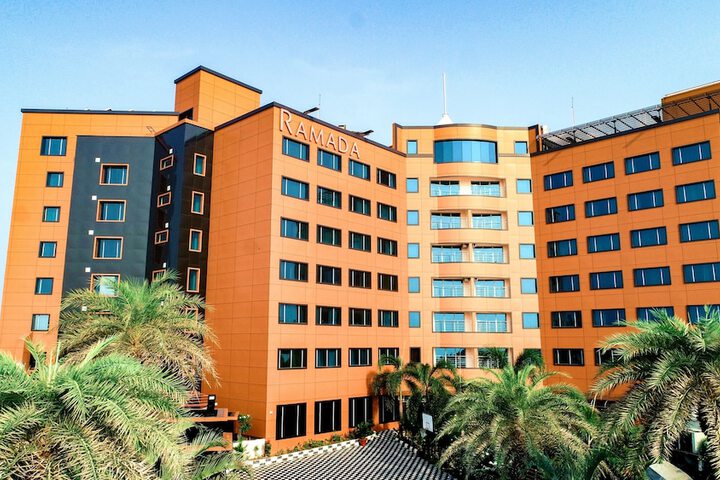 Hotel Exterior 70 of 82