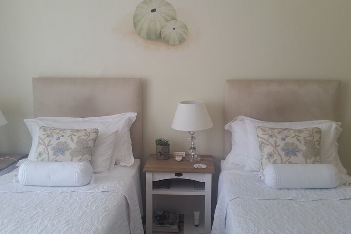 Room 3 of 84