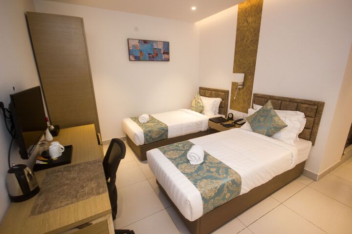 Room 12 of 51