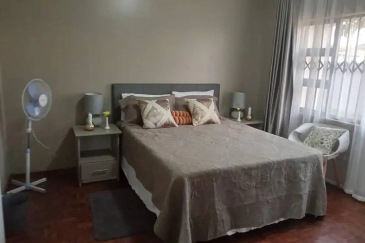 Room 5 of 24