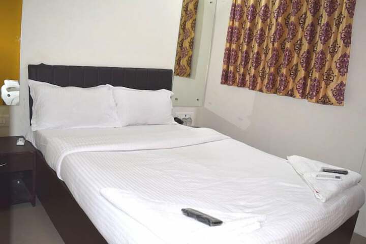 Room 19 of 25