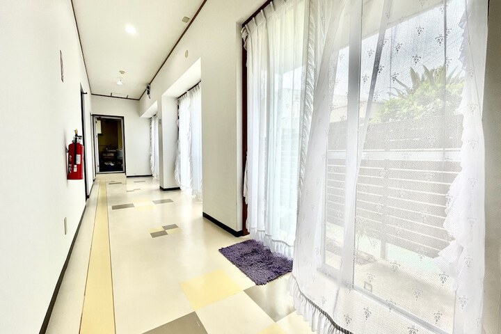 Ballroom/Hall 58 of 79