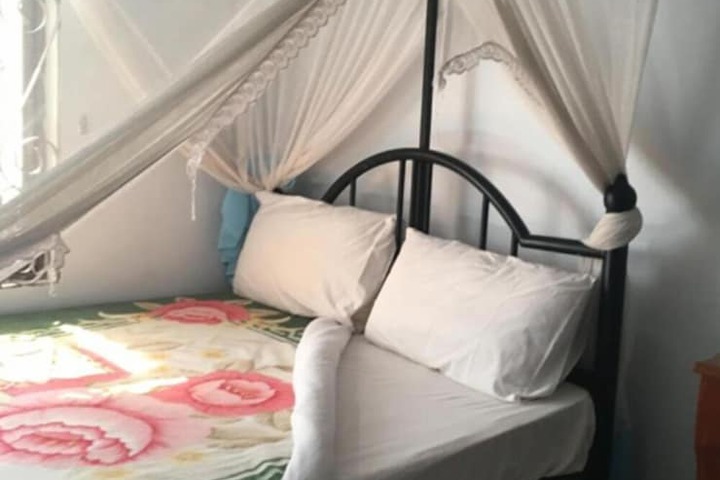 Room 8 of 29