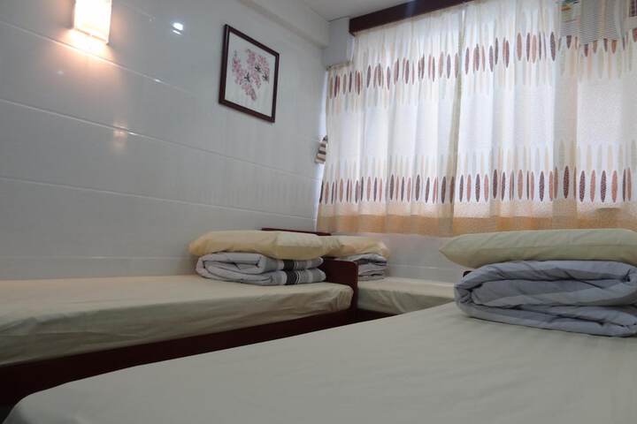 Room 17 of 50
