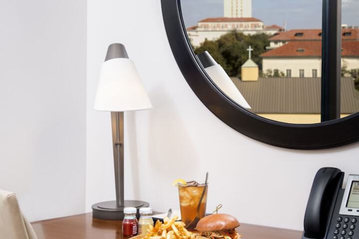 Room 27 of 54