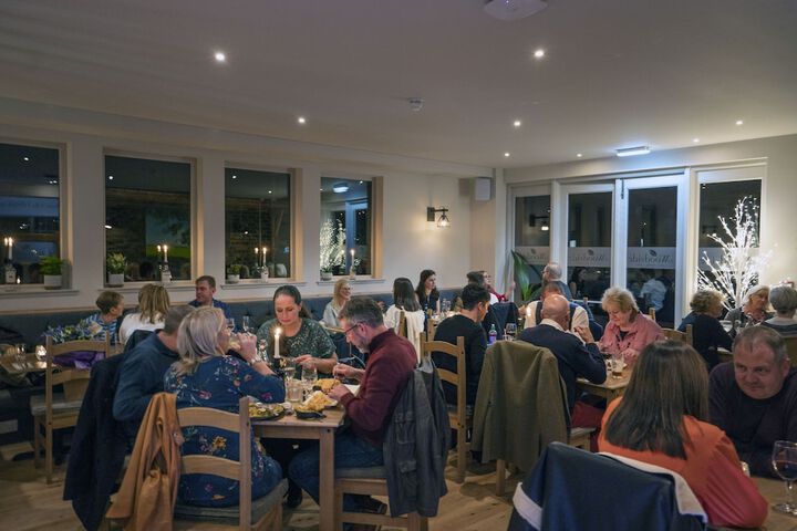 Dining 78 of 88