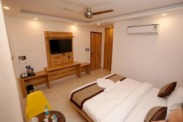 Room 7 of 21