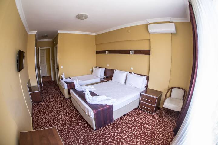 Room 7 of 22