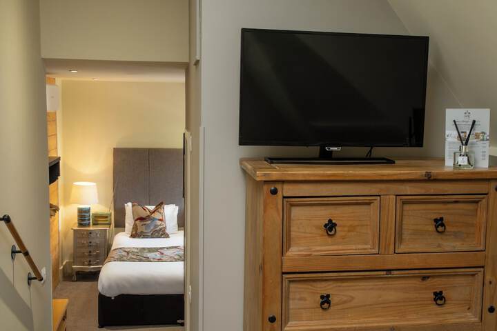 Room 22 of 63