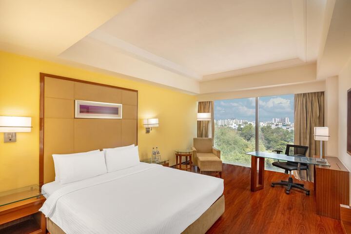 Room 21 of 62