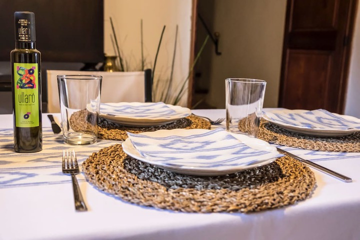 Dining 40 of 67