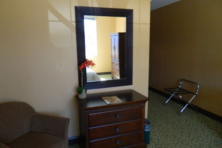Room 15 of 42