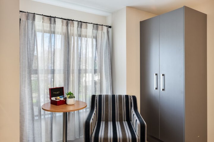 Room 15 of 70