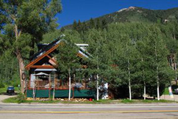 Rico Hotel Mountain Lodge
