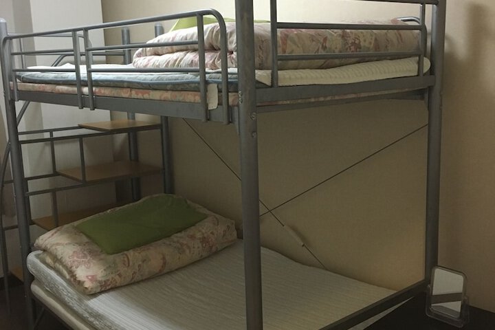 Room 8 of 49