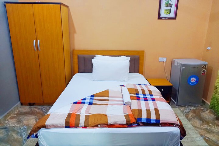 Room 8 of 36