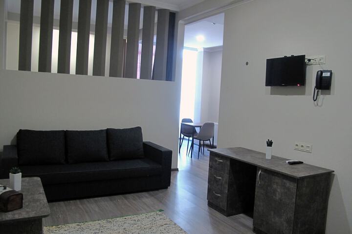 Room 10 of 86