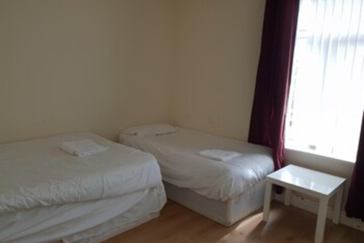 Room 29 of 39