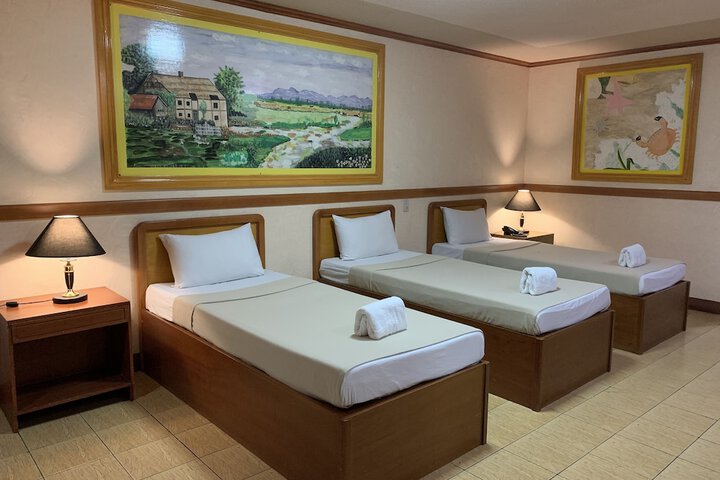Room 12 of 37