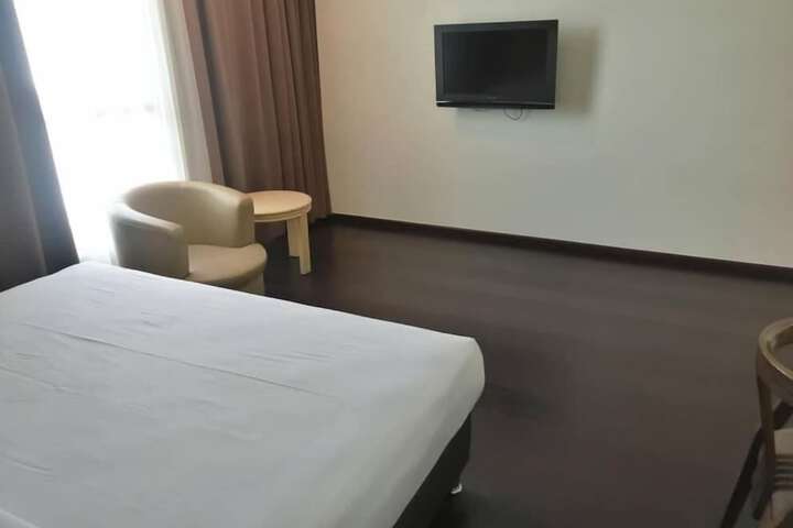 Room 22 of 60