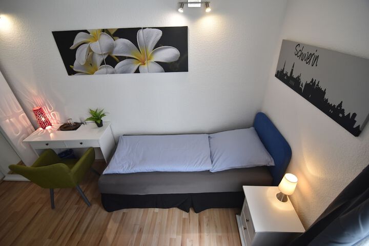 Room 7 of 149