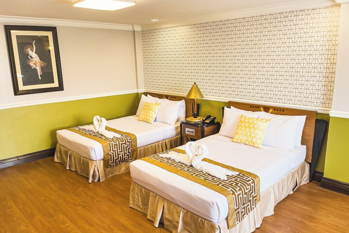 Room 13 of 66
