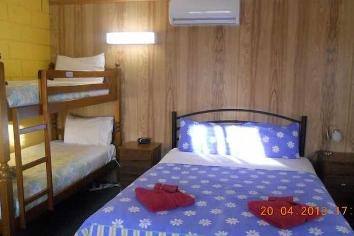 Room 11 of 31