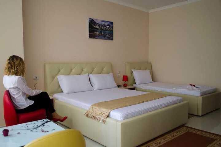 Room 7 of 26
