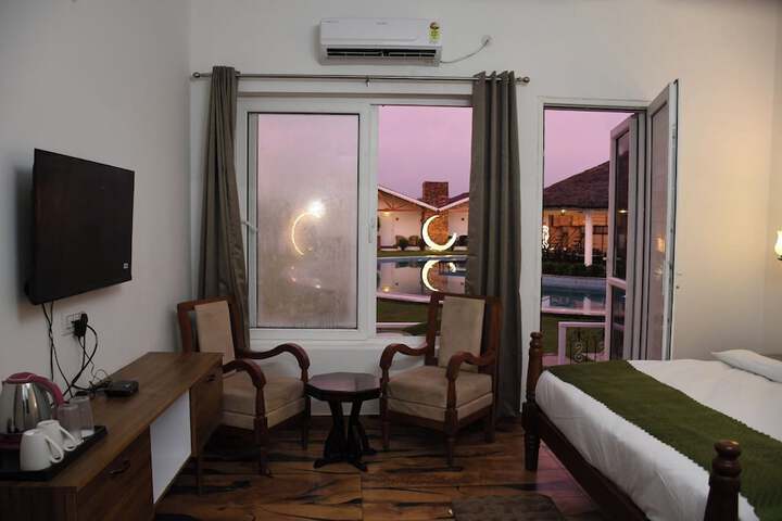 Room 15 of 61