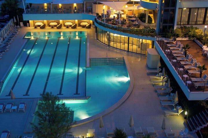 Pool 54 of 94