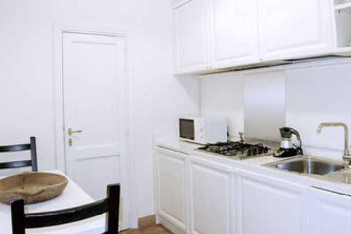 Room 7 of 10