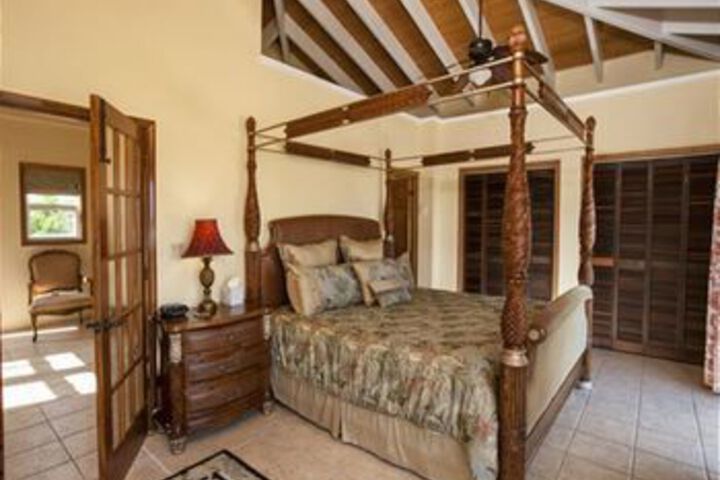 Room 11 of 22
