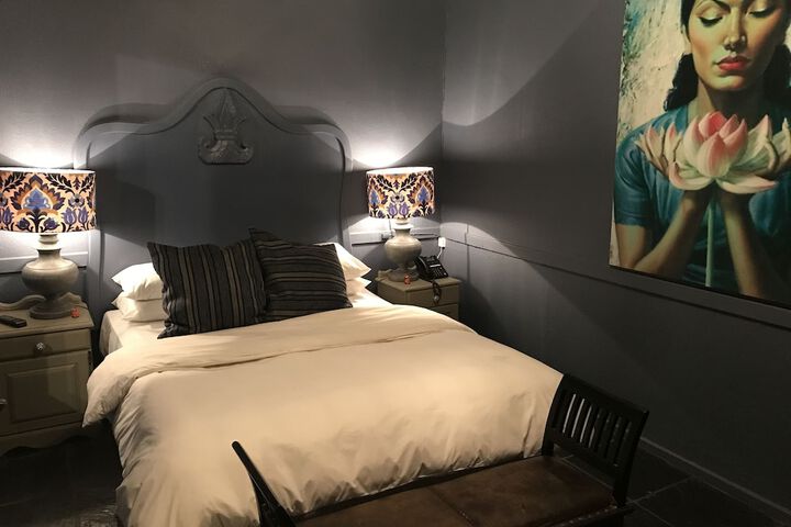Room 16 of 275