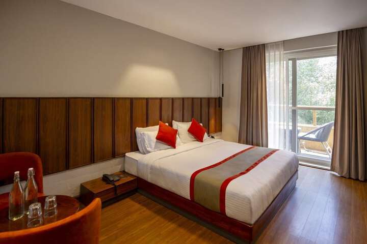 Room 8 of 23